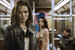 Wir sind die Nacht (2010) - Karoline Herfurth