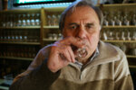 Der Knochenmann (2009) - Josef Bierbichler