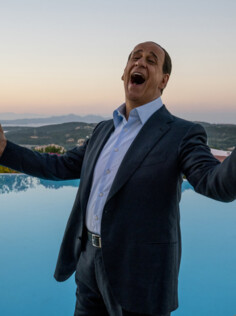 «Silvio et les autres» – Érotique, comique et satirique