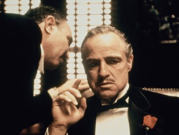 Marlon Brando et Salvatore Corsitto dans The Godfather (1972)