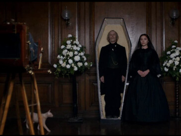 Christopher Fairbank und Florence Pugh in «Lady Macbeth» (2016)