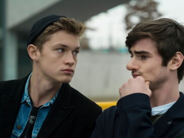 Kämpfen im Film beide um Roxys Gunst: Damian Hardung (links) und Aaron Hilmer.