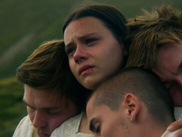 Critique de «Foudre», un film incandescent sur l’éveil à la sexualité