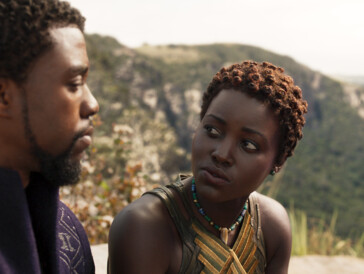 Ein grosses Erbe: Black Panther alias Chadwick Boseman mit Nakia (Lupita Nyong'o).
