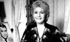 La légende d’Hollywood Debbie Reynolds décède peu après sa fille Carrie Fisher.
