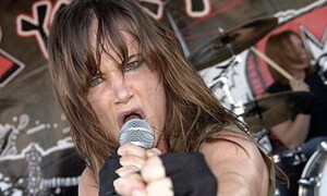 Juliette Lewis gives up her acting career
